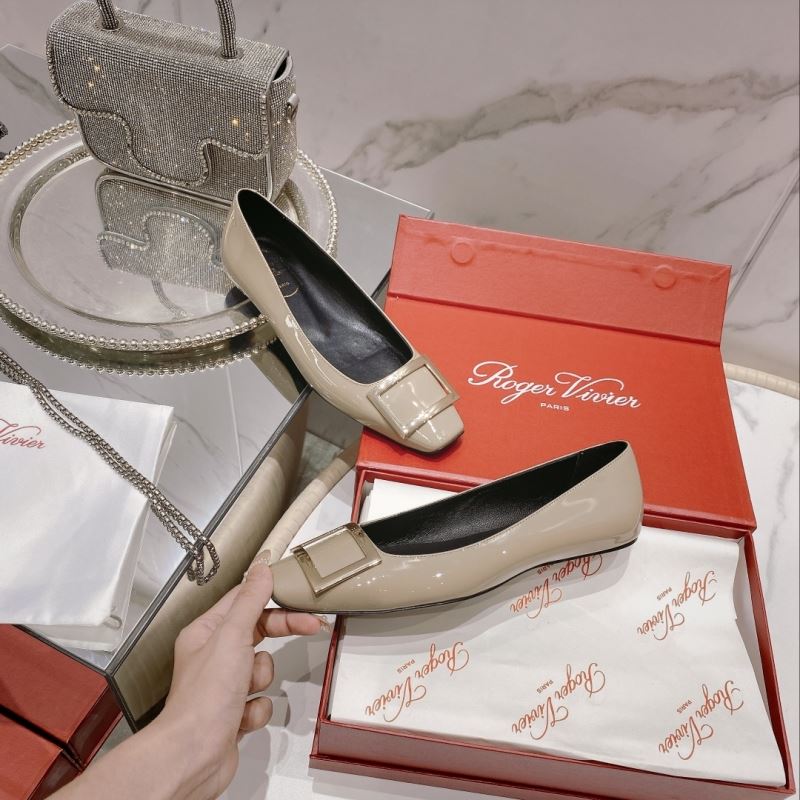 Roger Vivier flat shoes